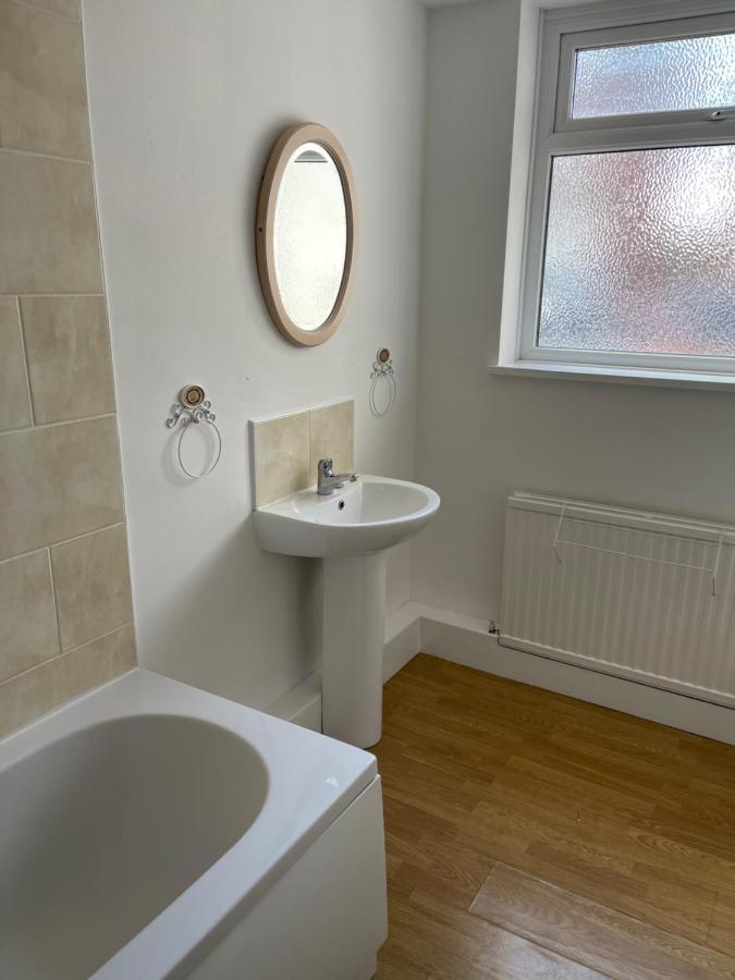 Spacious, Sleeps 17, 3 Bathrooms, Parking, Mansfield Exterior photo