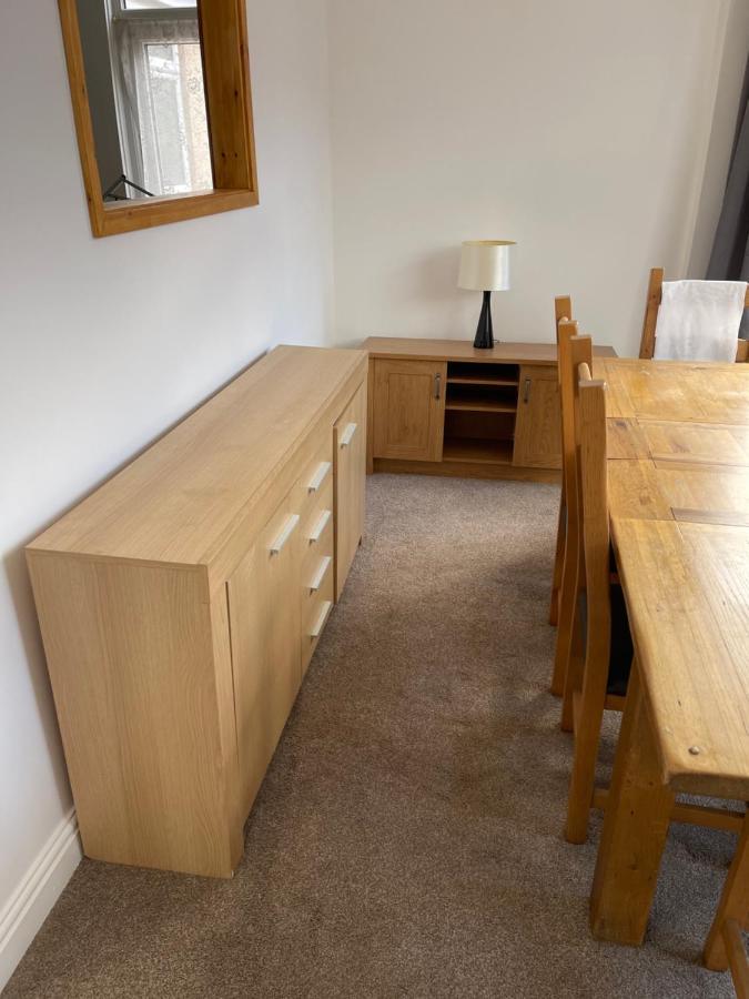 Spacious, Sleeps 17, 3 Bathrooms, Parking, Mansfield Exterior photo