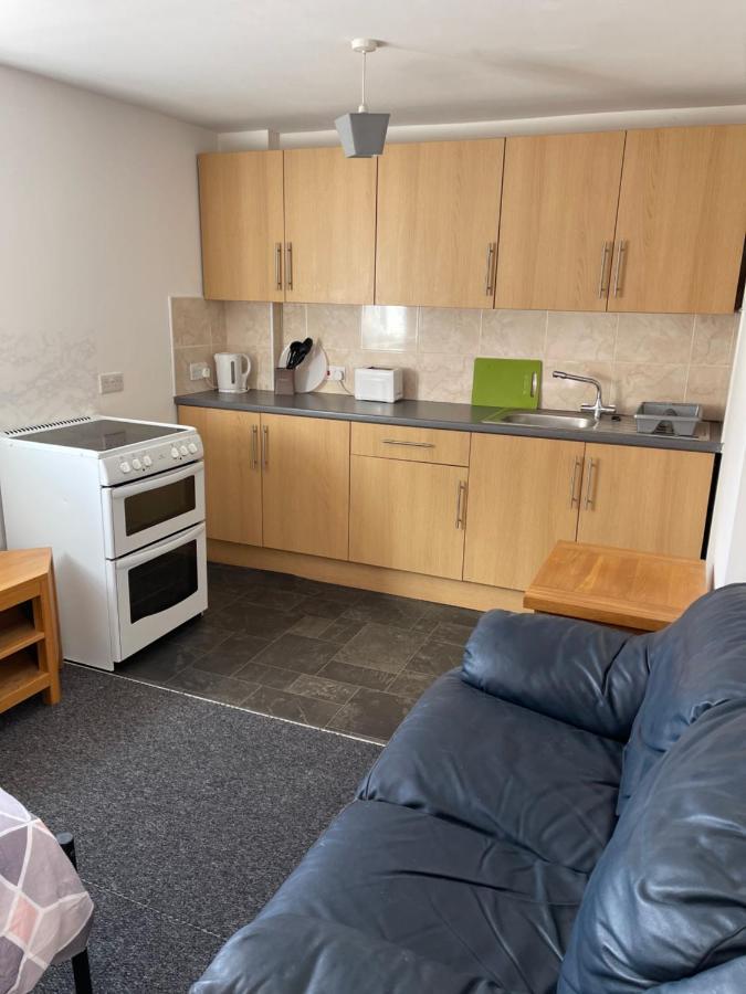 Spacious, Sleeps 17, 3 Bathrooms, Parking, Mansfield Exterior photo